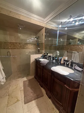 $1,950,000 | 4220 Northeast 27th Avenue, Lighthouse Point, FL 33064