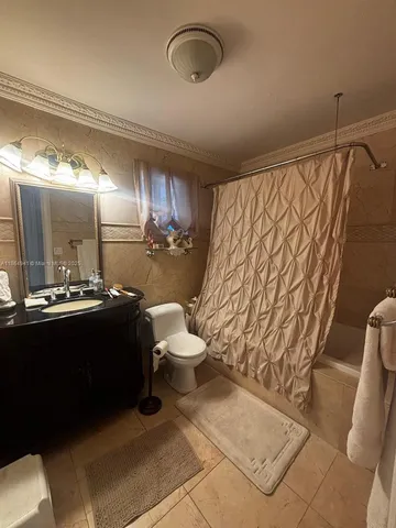 $1,950,000 | 4220 Northeast 27th Avenue, Lighthouse Point, FL 33064