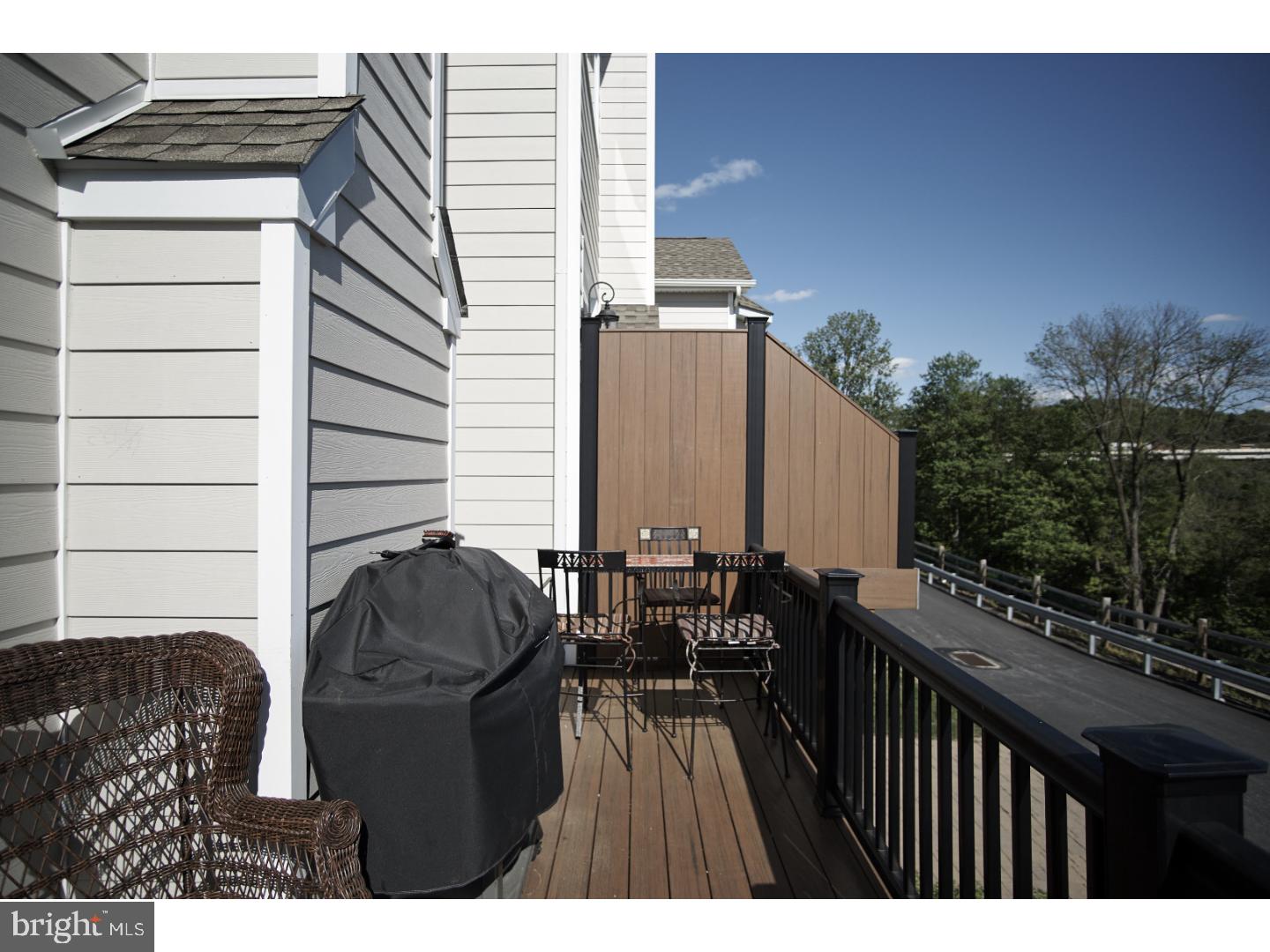 412 Ravenscliff Drive Springfield, PA 19064 - Photo 9 of 16 Gallery Image 9