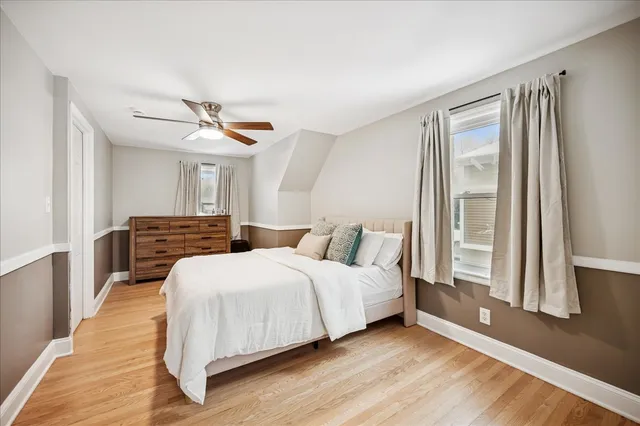 $525,000 | 453 Longfellow Avenue, Deerfield, IL 60015