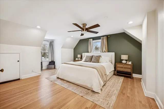 $525,000 | 453 Longfellow Avenue, Deerfield, IL 60015