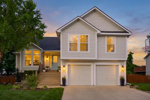 $435,000 | 5903 Meadowsweet Lane, Shawnee, KS 66226