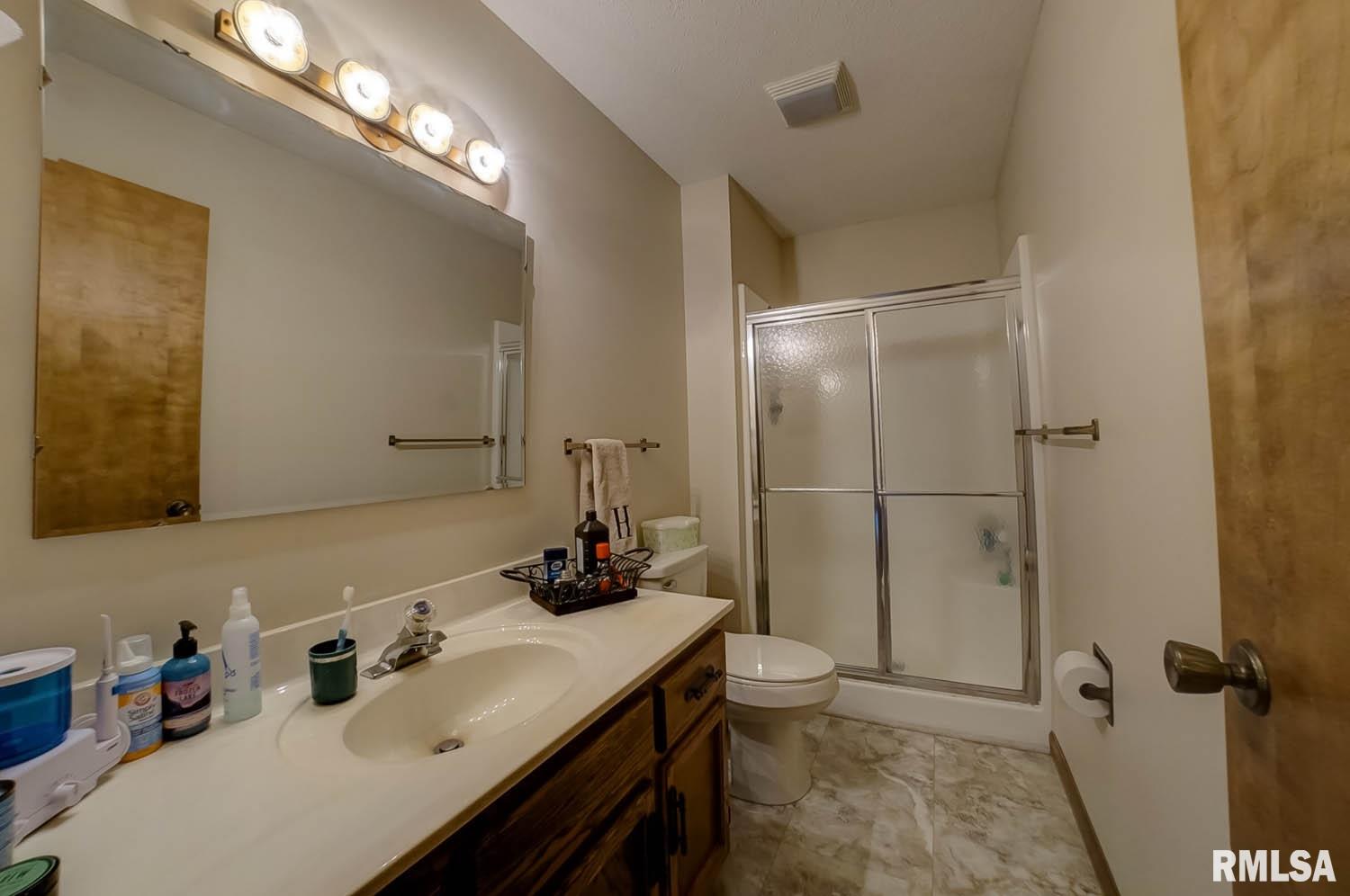 15 Boulder Point Drive Springfield, IL 62711 - Photo 18 of 40