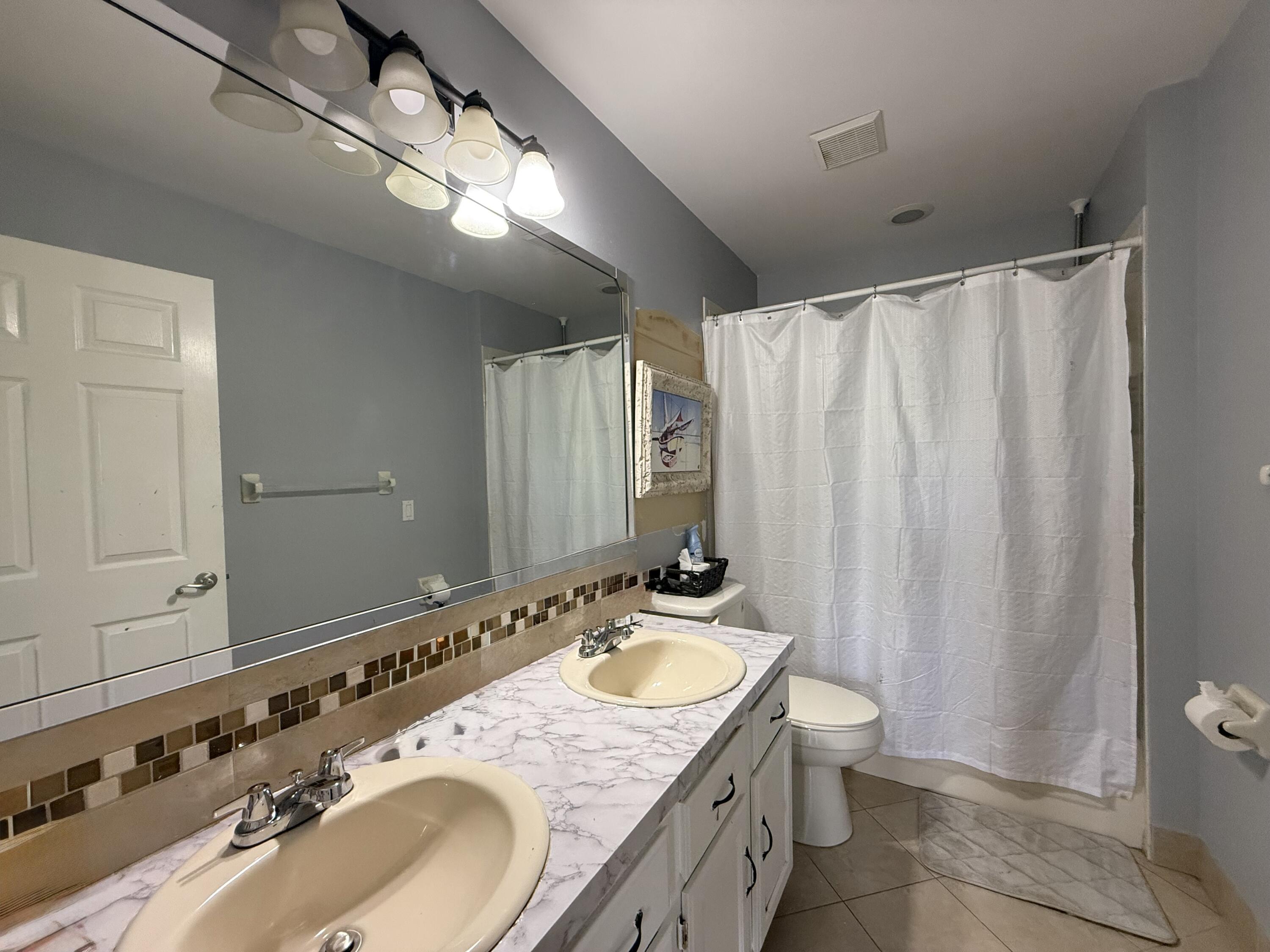 6050 Linton Street Jupiter, FL 33458 - Photo 11 of 42 IMG_9282