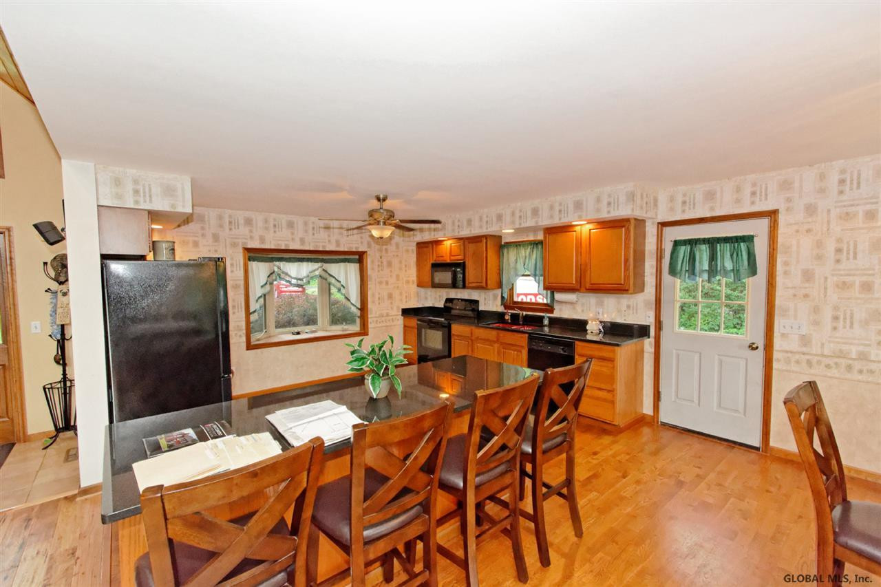 1051 Rector Road Glenville, NY 12302 - Photo 8 of 25 Photo 8