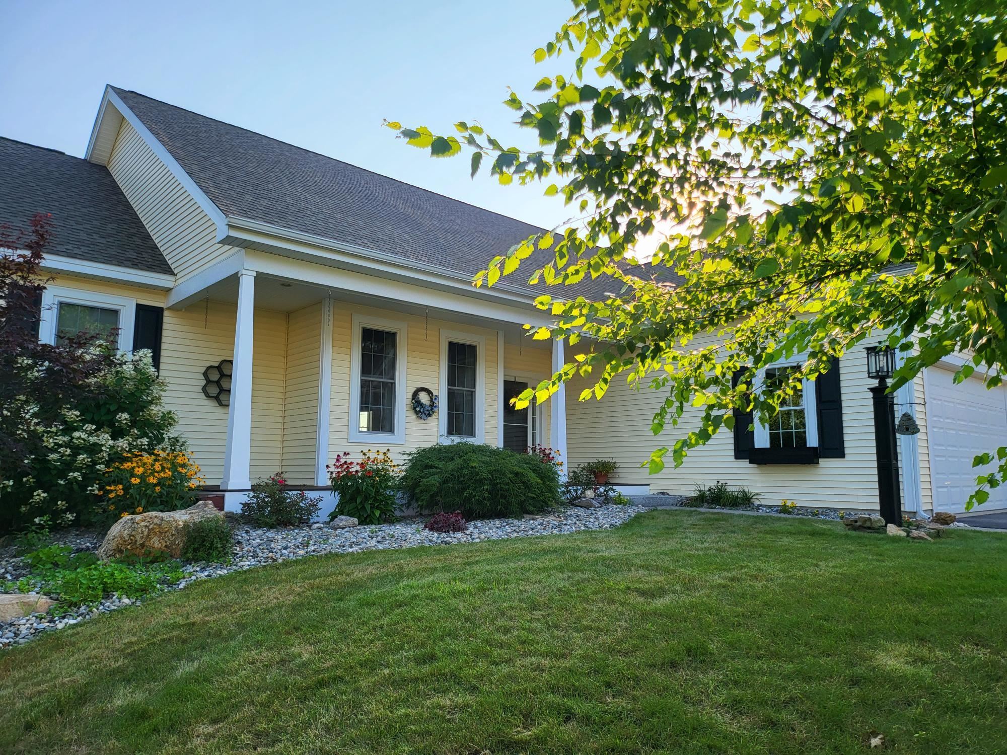34 Hedgerose Way Manchester, NH 03102 - Photo 3 of 3