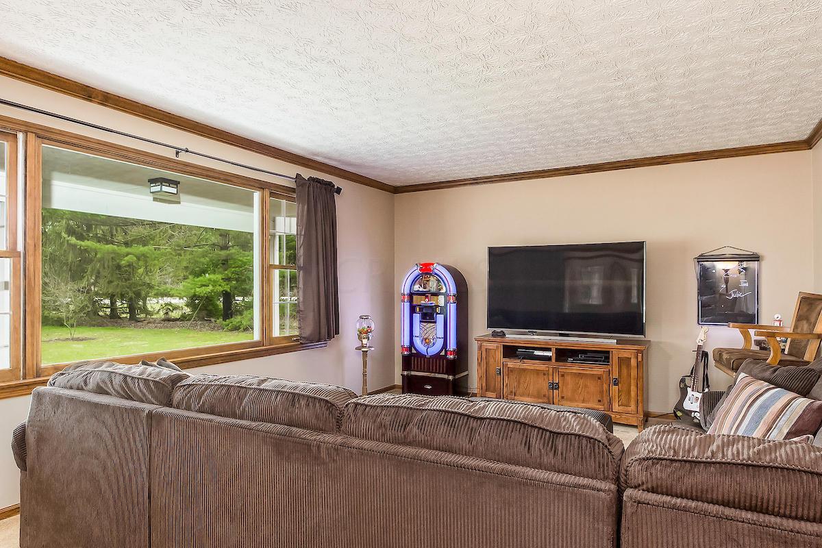 8160 Big Walnut Road Westerville, OH 43082 - Photo 7 of 51 Gallery Image 7