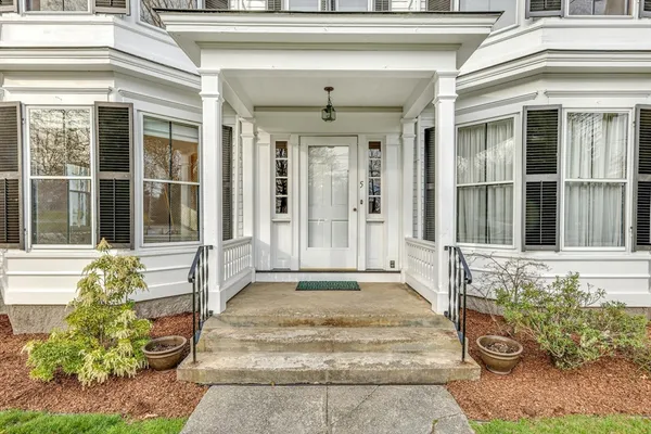 $1,200,500 | 5 Fairbank Street, Harvard, MA 01451