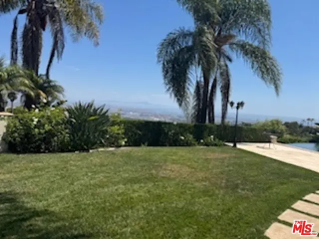 $3,200,000 | 6 Toprail Lane, Rancho Palos Verdes, CA 90275