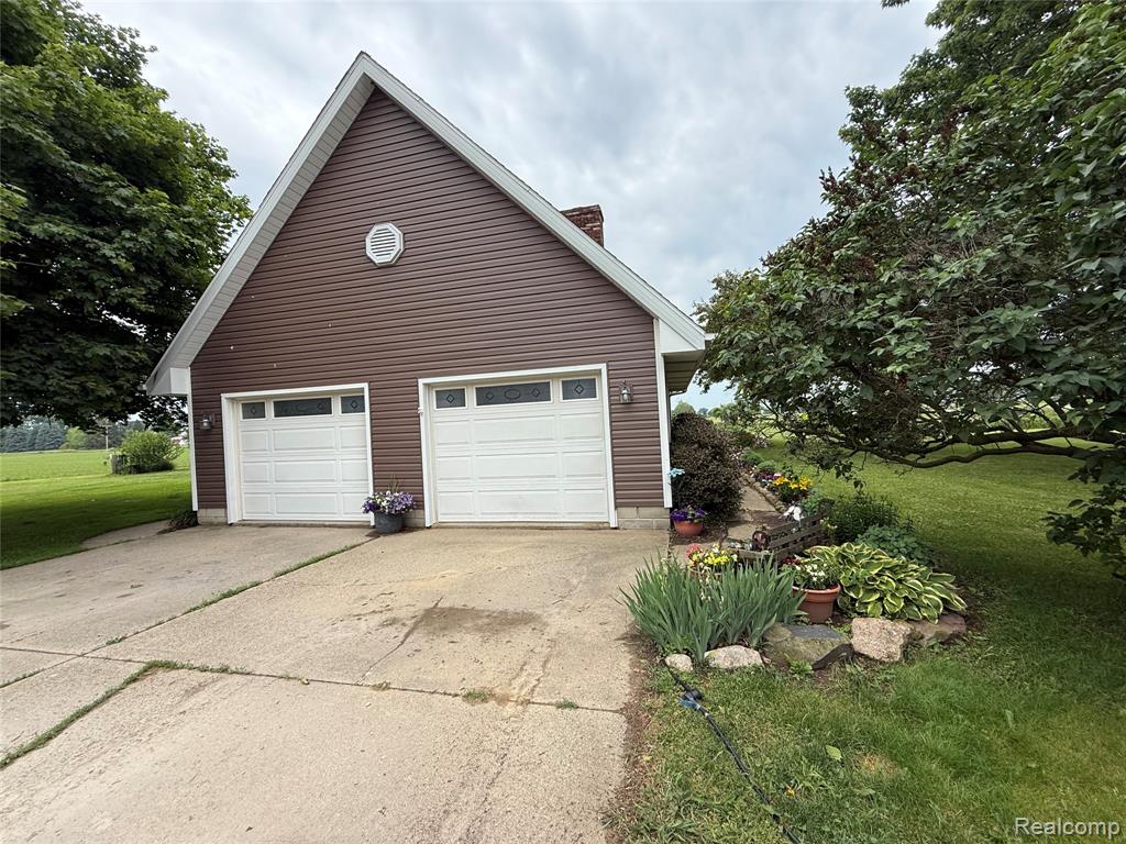 3544 West Burnsline Road Brown City, MI 48416 - Photo 7 of 36