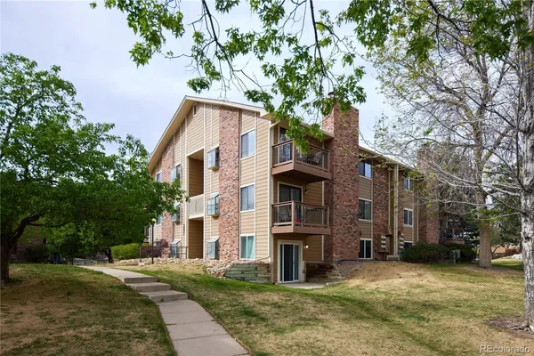 $210,000 | 3021 South Ursula Circle, Unit 301, Aurora, CO 80014