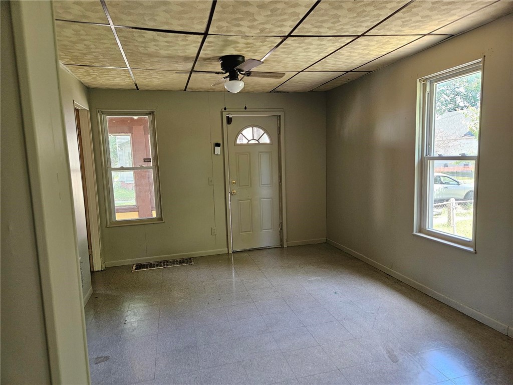15 Laser Street Rochester, NY 14621 - Photo 2 of 9
