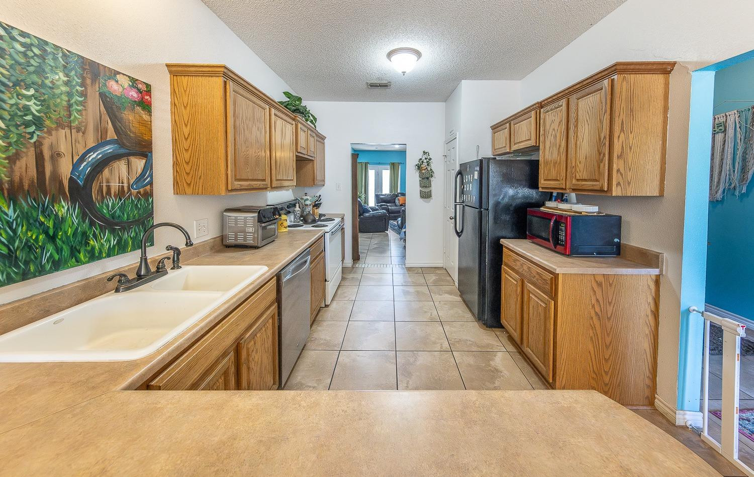 506 North Inverness Avenue Lubbock, TX 79416 - Photo 5 of 26 Photo 5