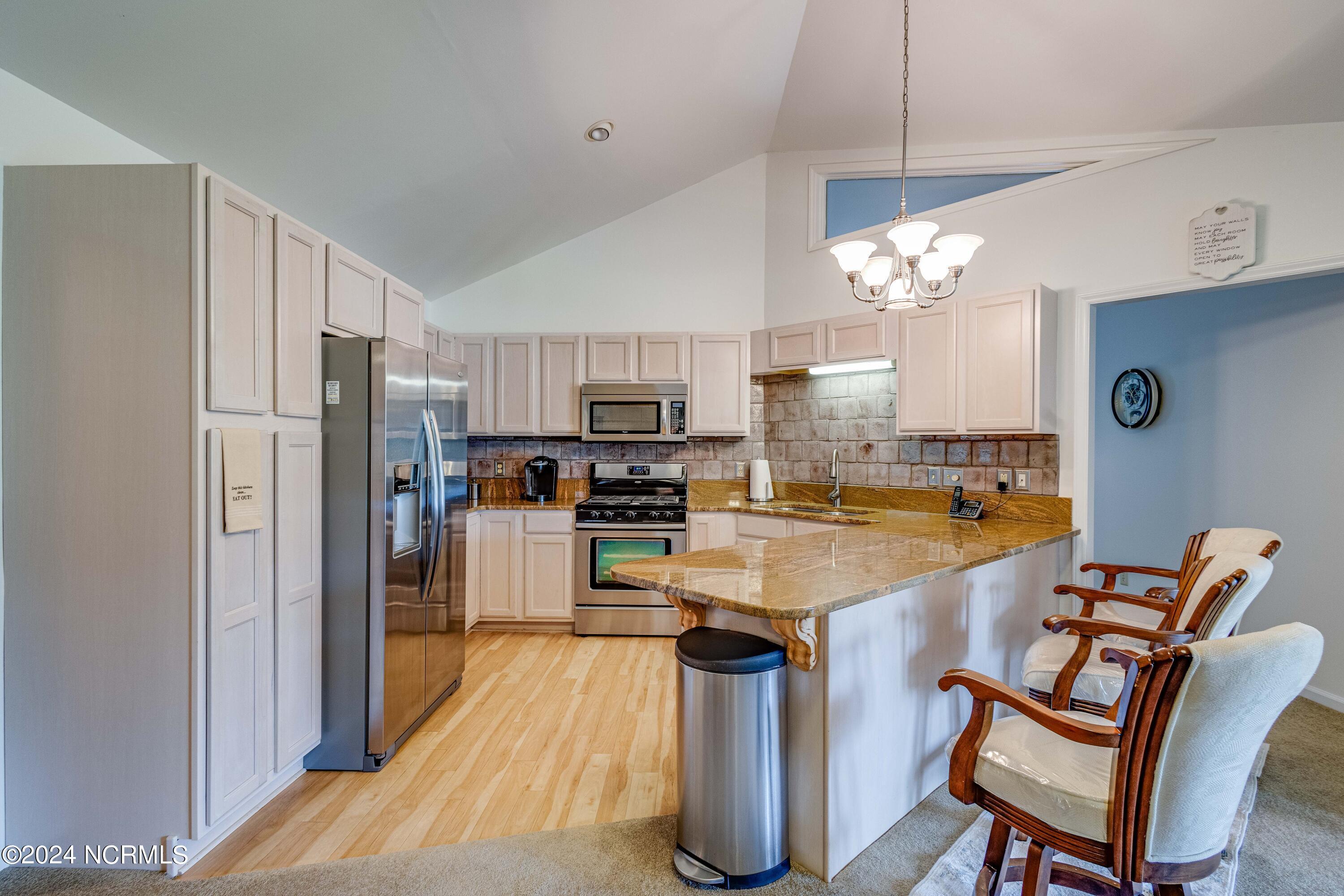 106 Raccoon Run Washington, NC 27889 - Photo 20 of 44 kitchen view 1