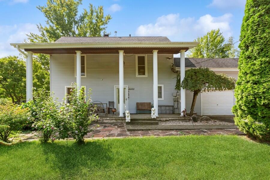 6460 East Galien Buchanan Road Buchanan, MI 49107 - Photo 1 of 36 01_6460EGalienBuchananRd_2001_LowRes