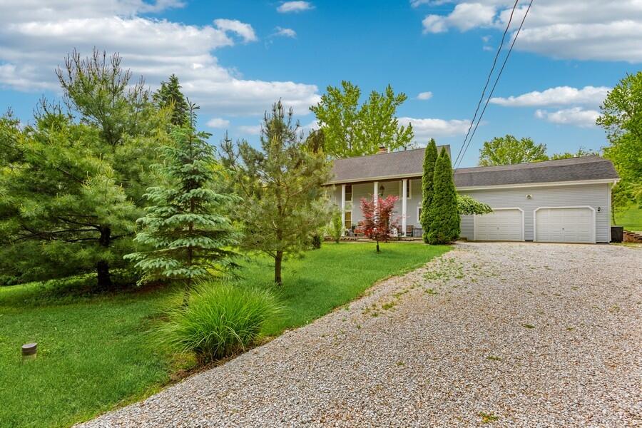 6460 East Galien Buchanan Road Buchanan, MI 49107 - Photo 34 of 36 31_6460EGalienBuchananRd_2037_LowRes
