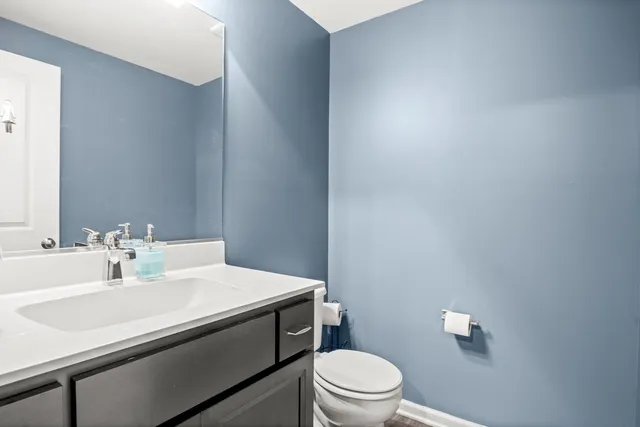 $599,900 | 226 Risch Court, West Chicago, IL 60185