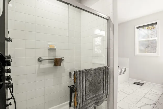 $599,900 | 226 Risch Court, West Chicago, IL 60185