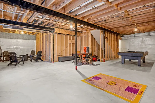 $599,900 | 226 Risch Court, West Chicago, IL 60185