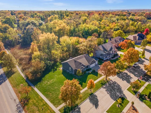 $599,900 | 226 Risch Court, West Chicago, IL 60185