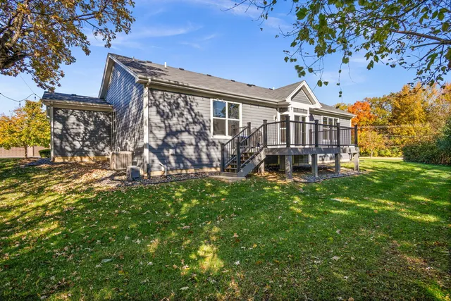 $599,900 | 226 Risch Court, West Chicago, IL 60185