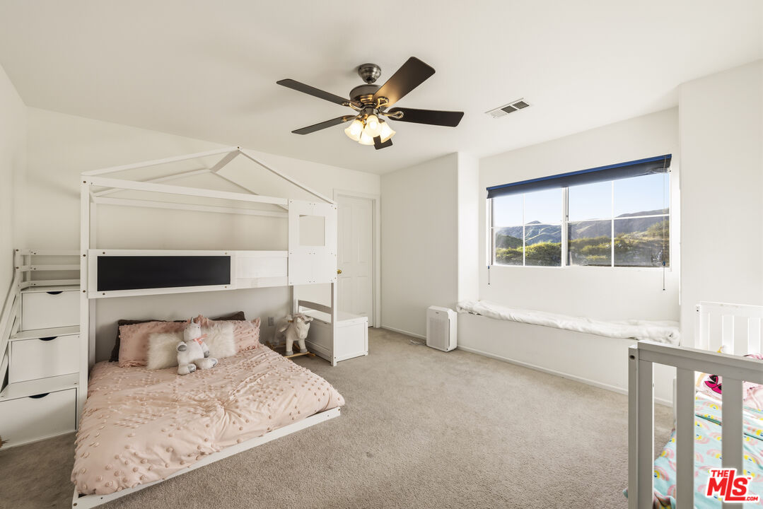 32610 Ridge Top Lane Castaic, CA 91384 - Photo 30 of 50