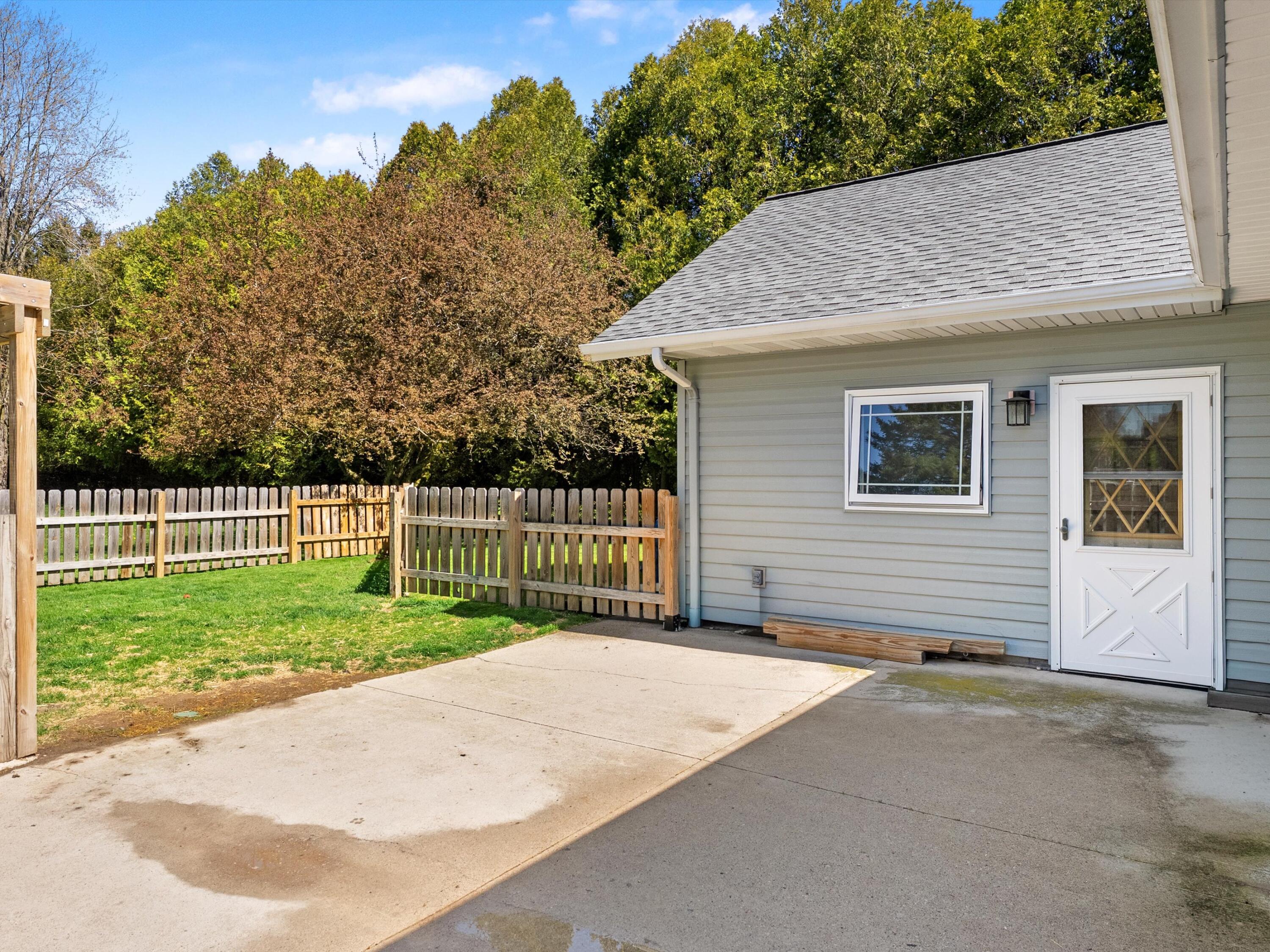 5204 South 10th Street Manitowoc, WI 54220 - Photo 42 of 54 10-010_3058364_01996