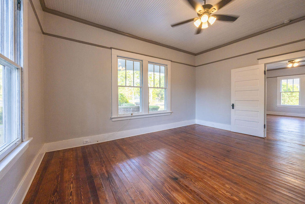 313 Lynch Street Edgefield, SC 29824 - Photo 13 of 48