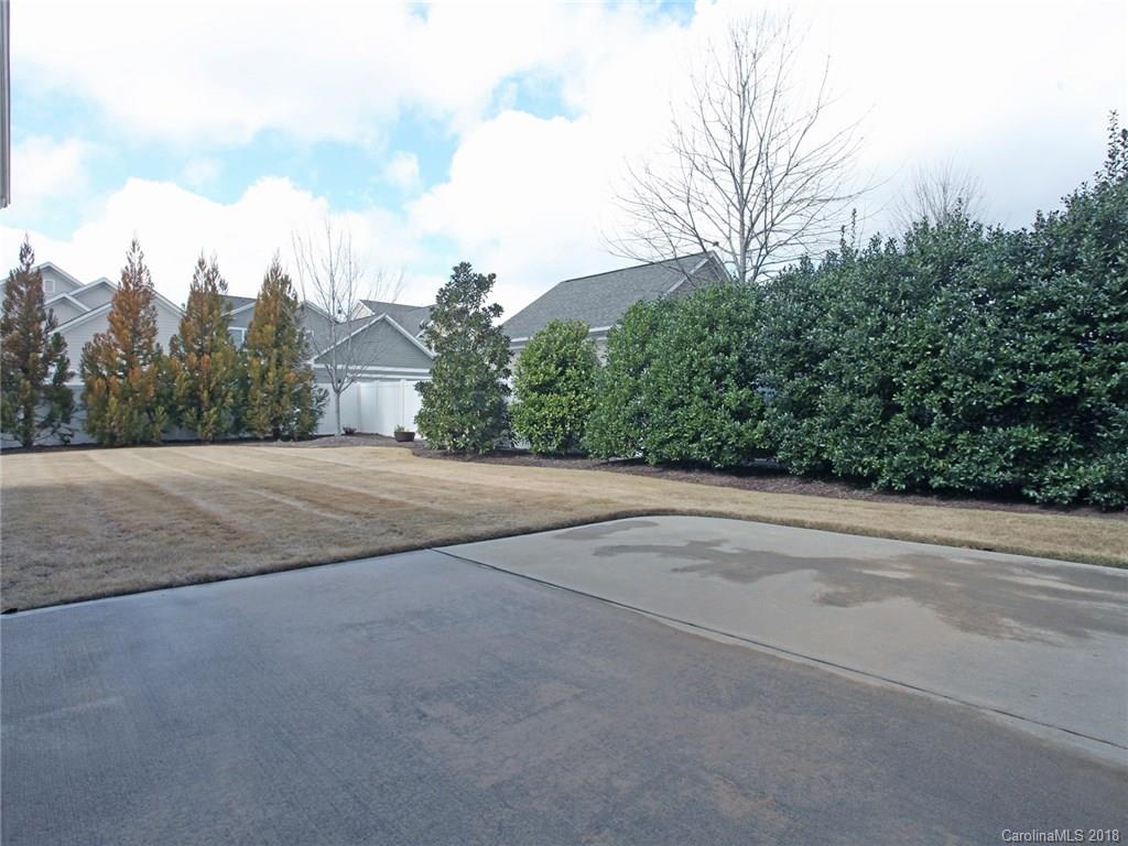 6008 Daphne Circle Fort Mill, SC 29708 - Photo 32 of 36 Gallery Image 32