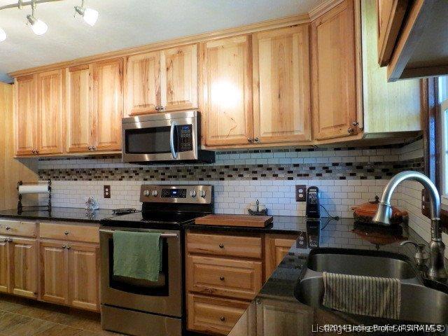 5366 Georges Hill Road Northeast Georgetown, IN 47122 - Photo 4 of 39