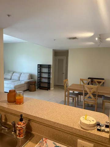 $2,600 | 1200 Town Center Drive, Unit 428, Jupiter, FL 33458