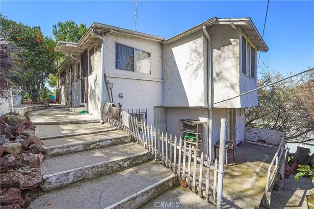 $848,000 | 2149 Fargo Street, Los Angeles, CA 90039