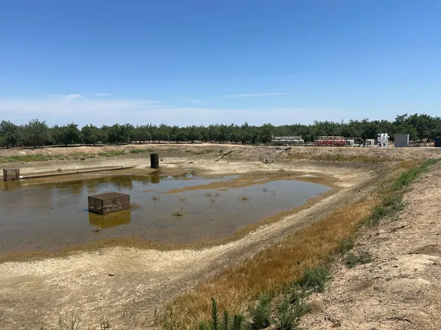a view of outdoor space with city view