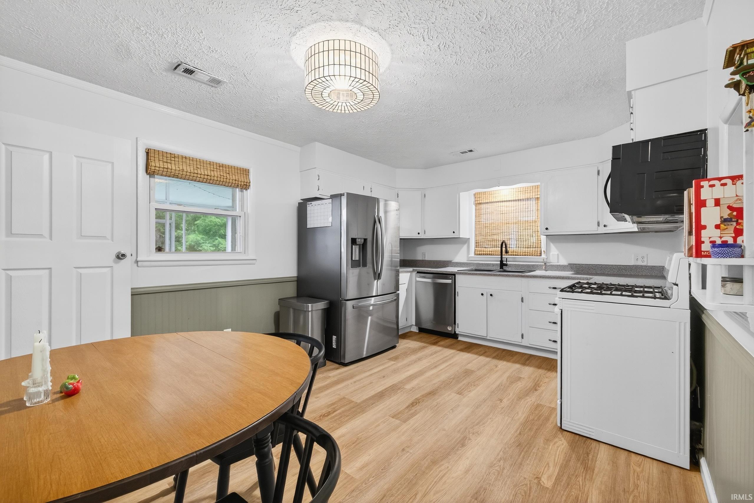 550 West Cross Road Bloomington, IN 47403 - Photo 12 of 36 Gallery Image 12