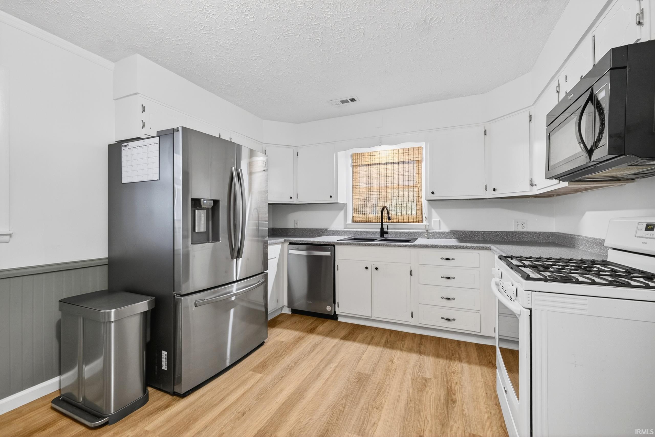 550 West Cross Road Bloomington, IN 47403 - Photo 13 of 36 Gallery Image 13
