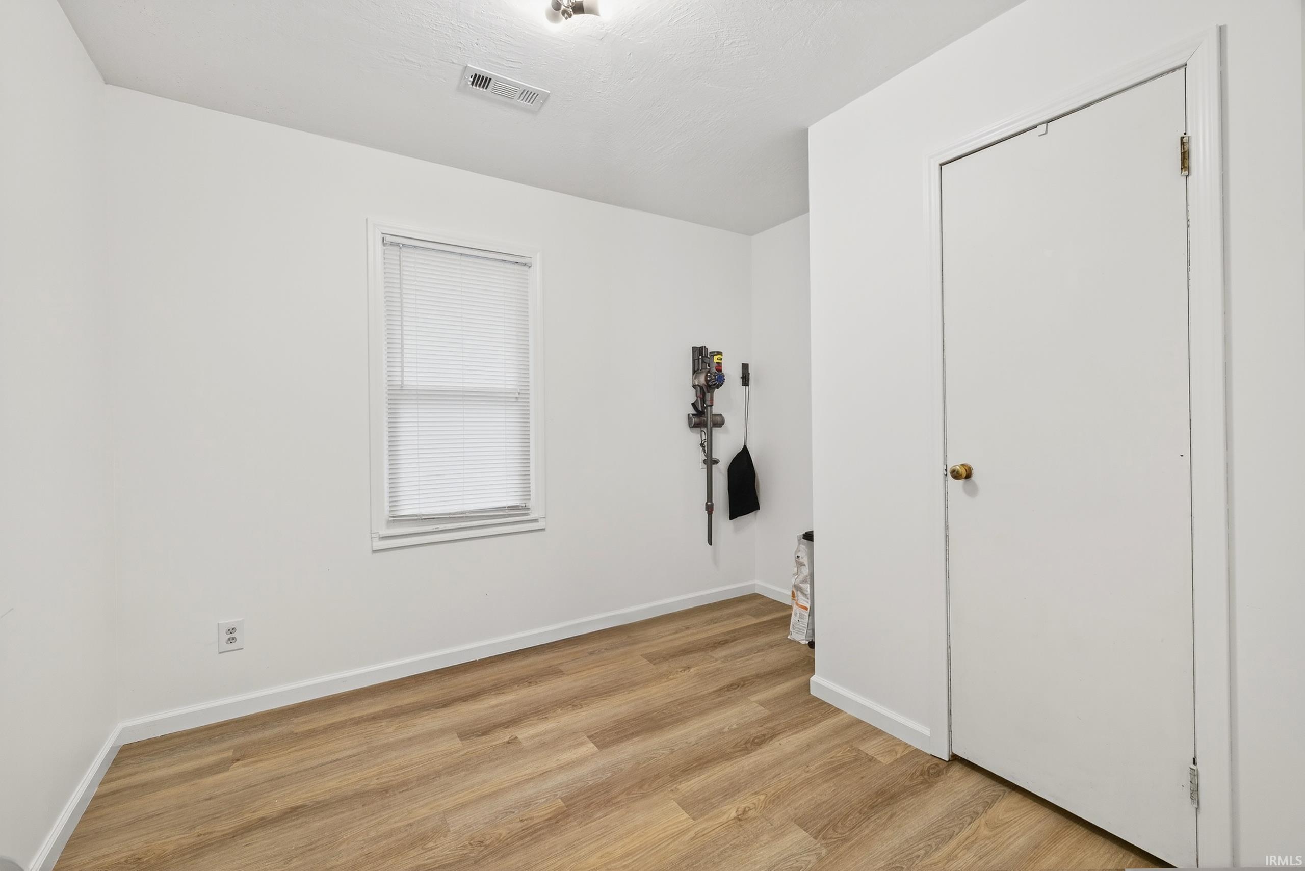 550 West Cross Road Bloomington, IN 47403 - Photo 21 of 36 Gallery Image 21