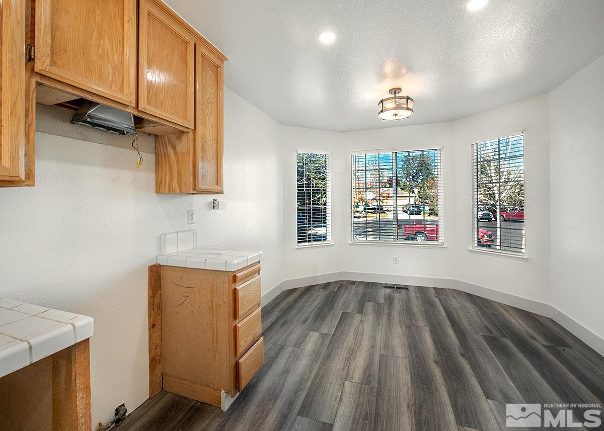 2690 Magnum Circle Reno, NV 89512 - Photo 4 of 19 Photo 4