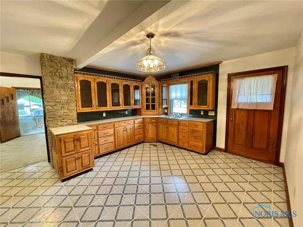 5434 Ruth Avenue Toledo, OH 43613 - Photo 10 of 19 Gallery Image 10