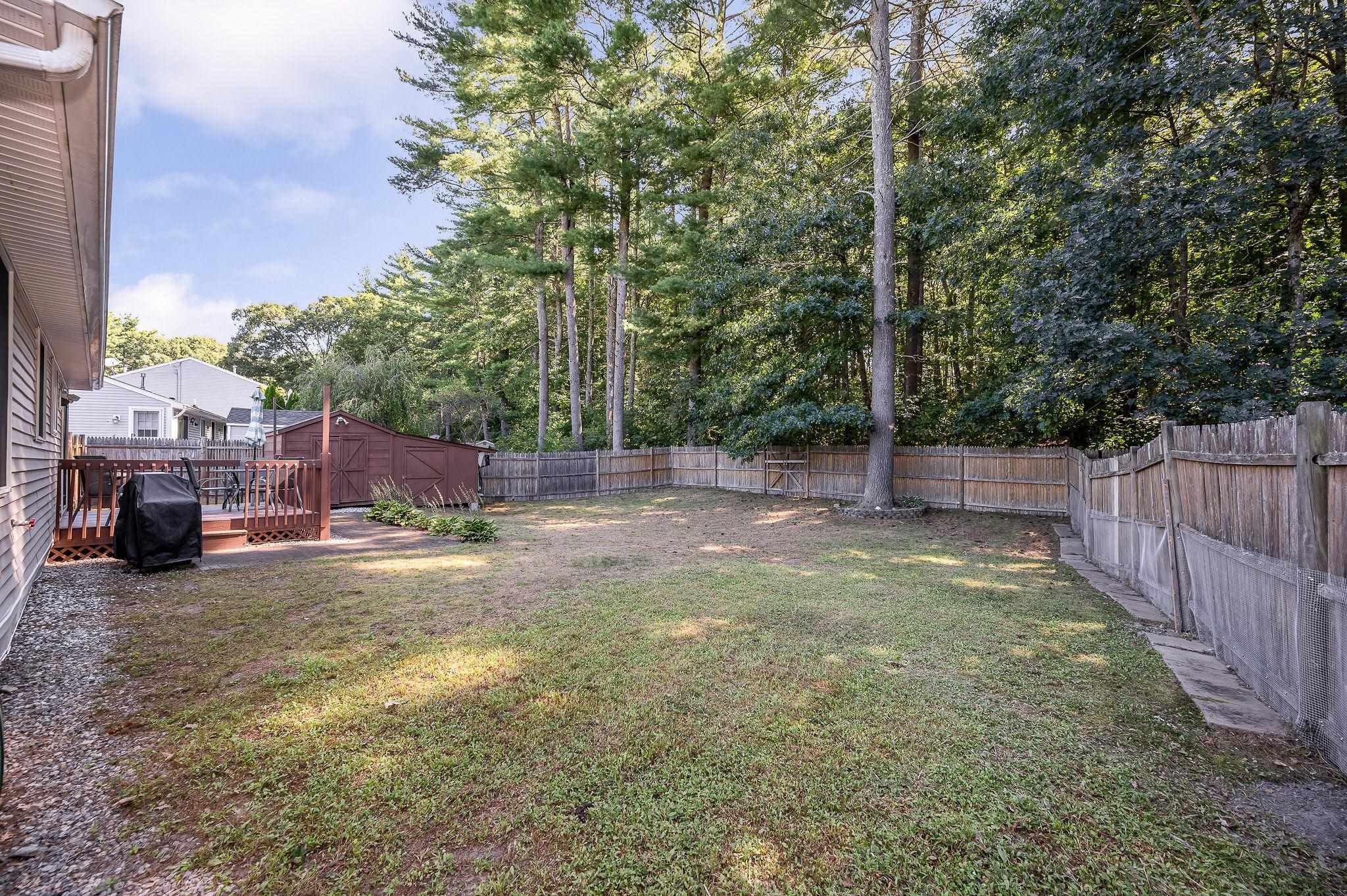 17 Baltimore Road Nashua, NH 03062 - Photo 24 of 34
