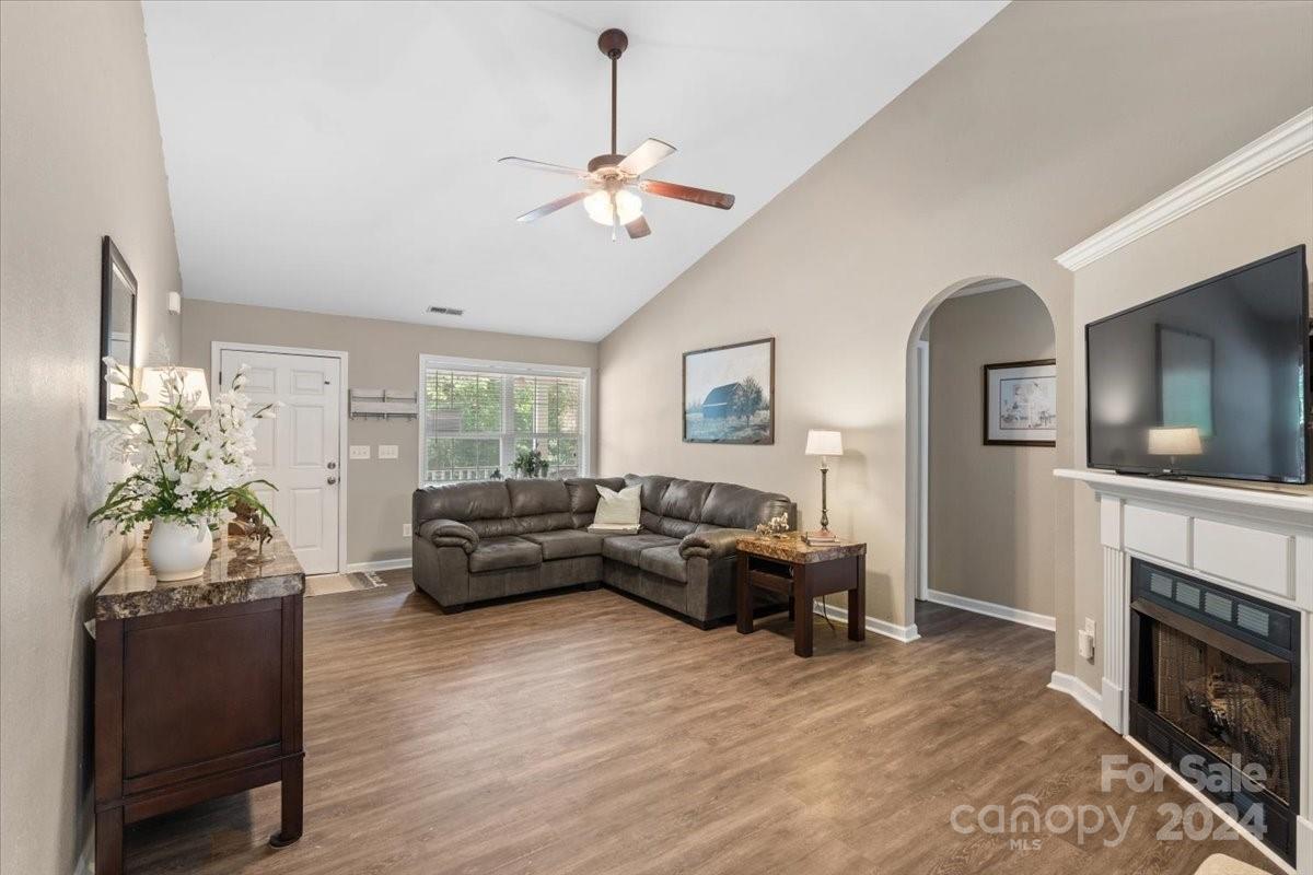 1572 George Dunn Road Rock Hill, SC 29730 - Photo 8 of 36 Gallery Image 8