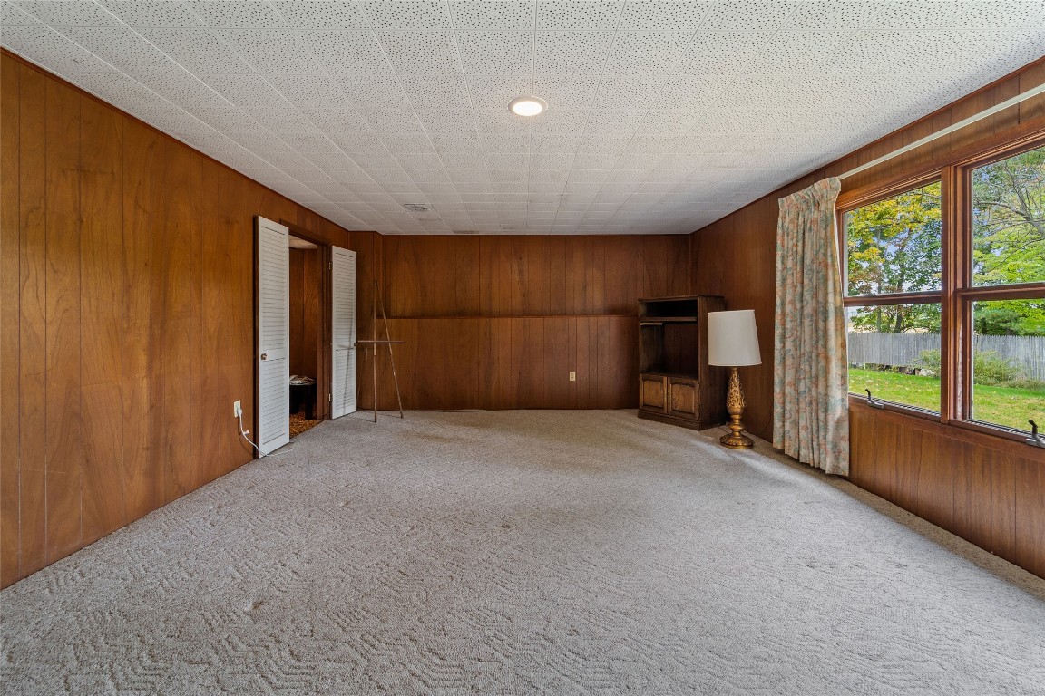 401 Fordham Road Vestal, NY 13850 - Photo 23 of 32 Gallery Image 23
