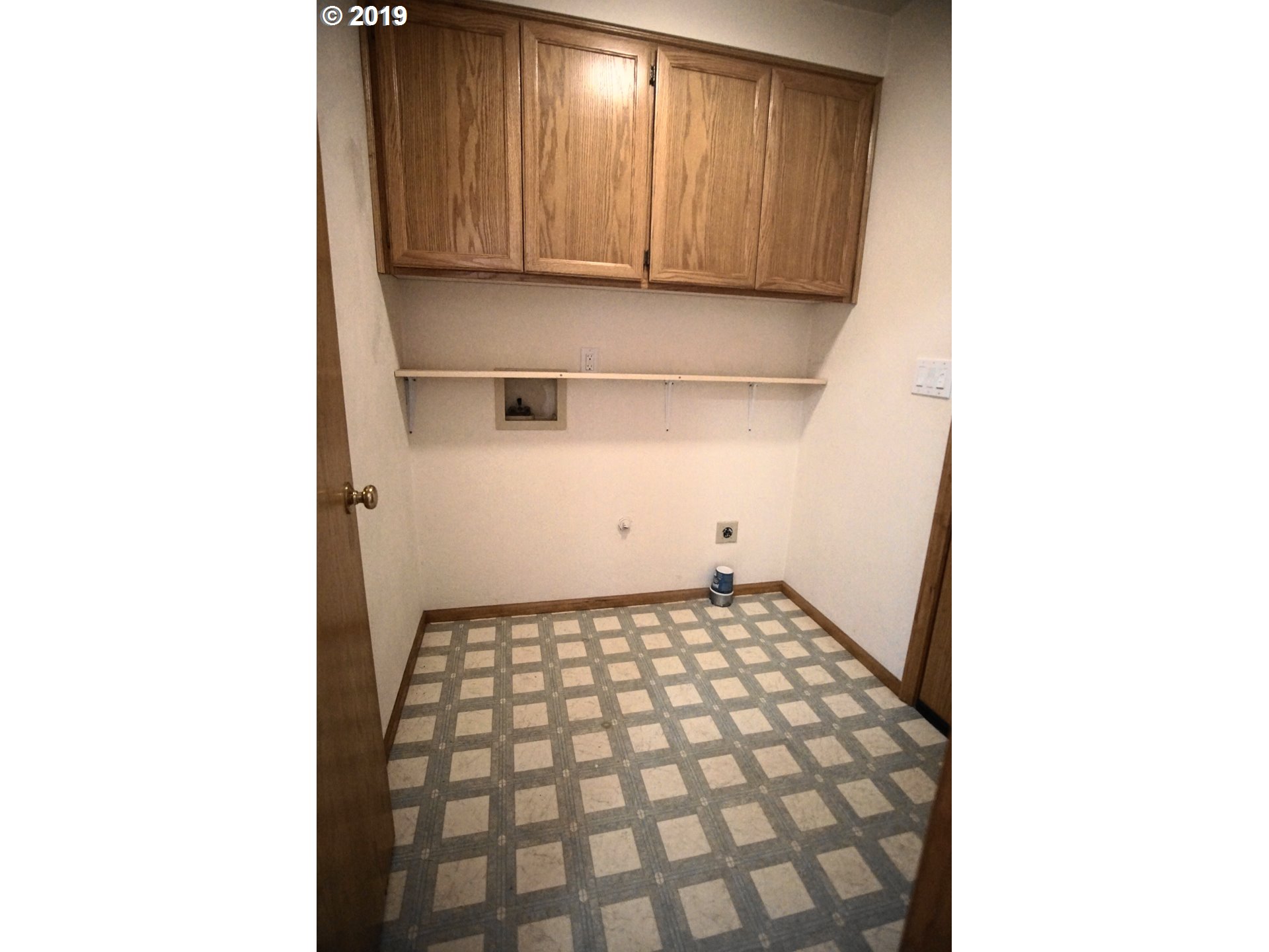 825 Diamond Street Springfield, OR 97477 - Photo 12 of 19