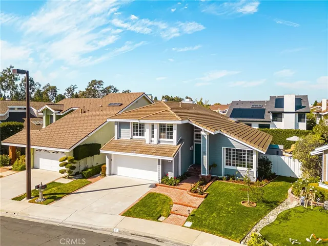 $2,100,000 | 7 Whispering Wind, Irvine, CA 92614