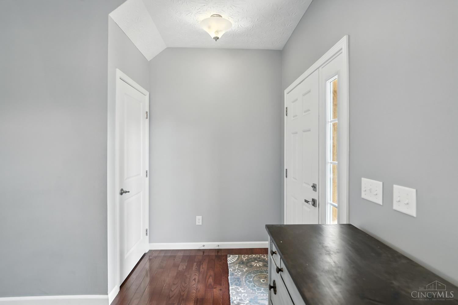 1711 South Branch Road Dayton, OH 45458 - Photo 6 of 49 Gallery Image 6