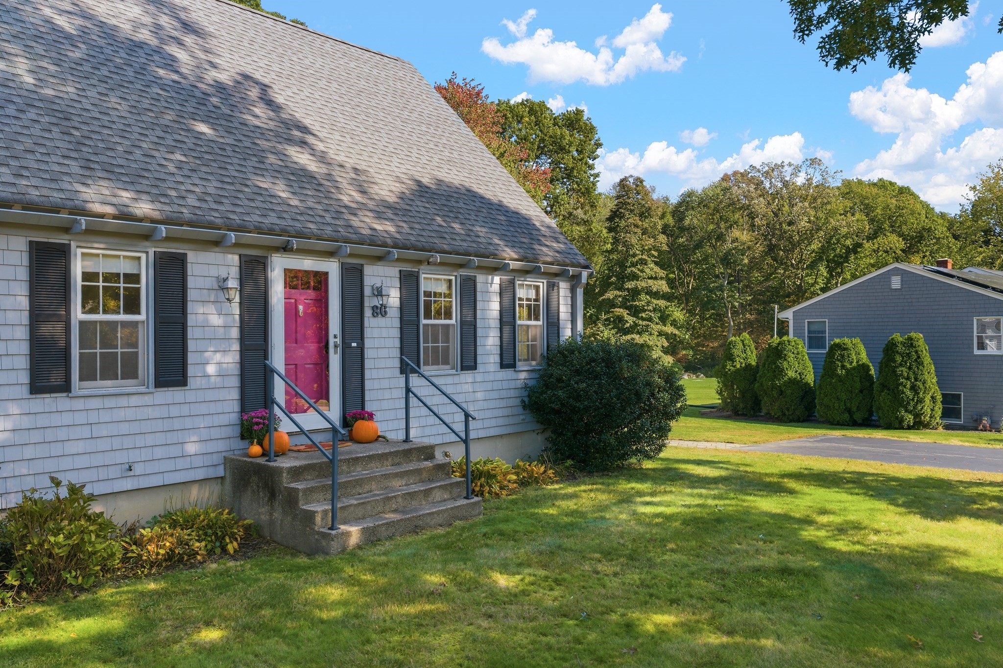 86 Delmage Road Swansea, MA 02777 - Photo 2 of 41 Gallery Image 2