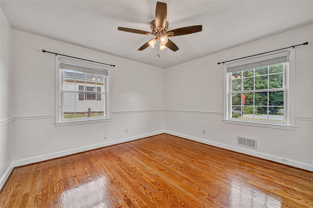 920 Tremont Road Salem, VA 24153 - Photo 21 of 35 20370421-vm-00927_203704_S