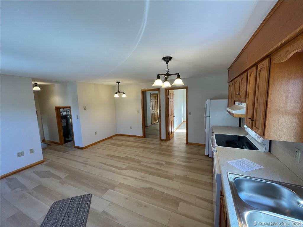 45 Whittle Street Groton, CT 06355 - Photo 1 of 8