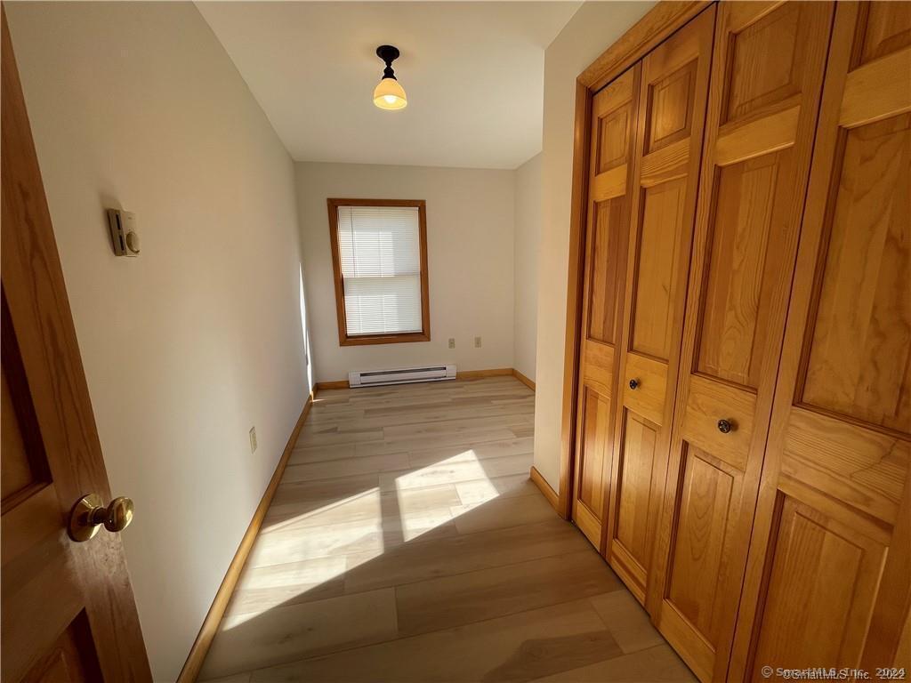 45 Whittle Street Groton, CT 06355 - Photo 4 of 8