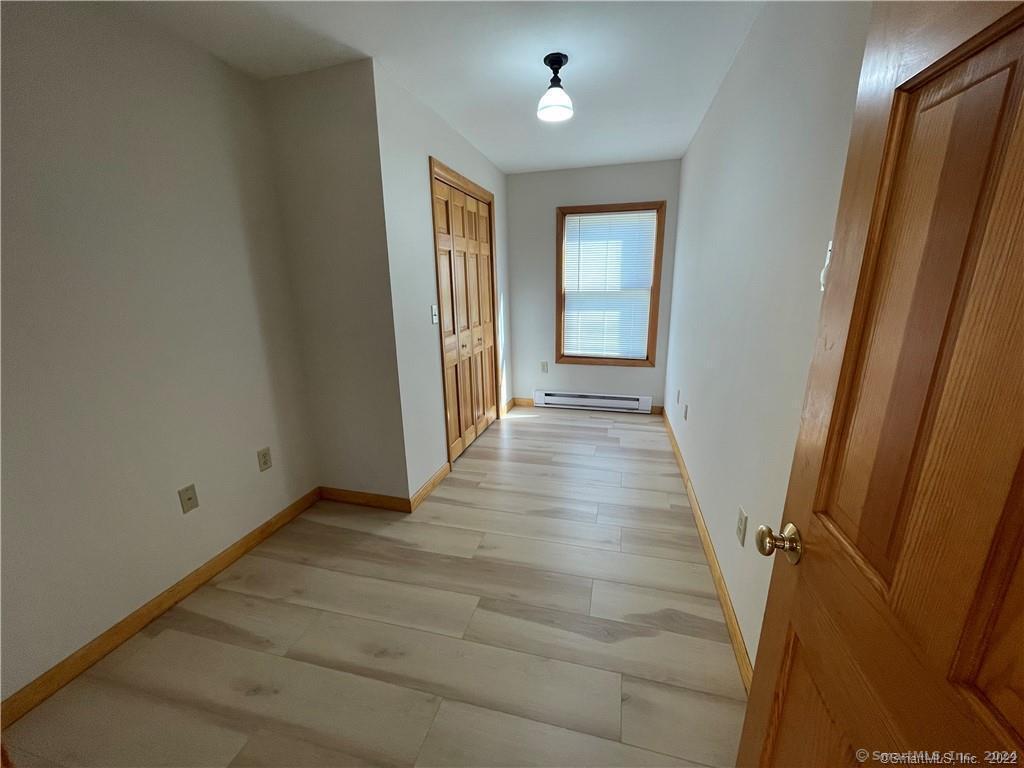 45 Whittle Street Groton, CT 06355 - Photo 5 of 8