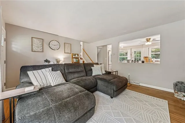 $290,000 | 290 Wexford Bayne Road, Wexford, PA 15090